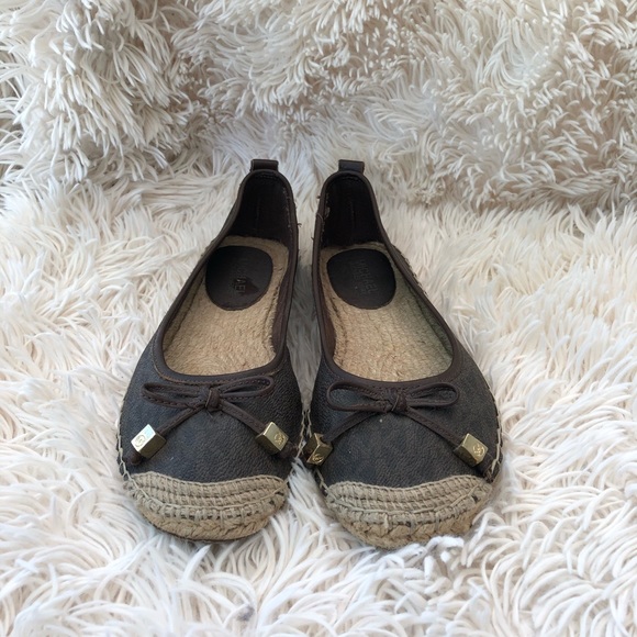 Michael Kors slip on ballet flats - Picture 2 of 5